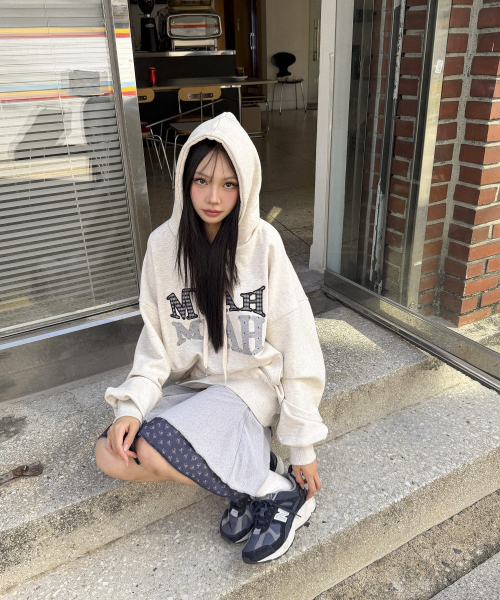 DOT CHECK PATCH LOOSE FIT HOODIE [OATMEAL]