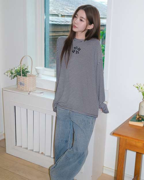 LOOSE FIT STRIPE T-SHIRT [BLACK]