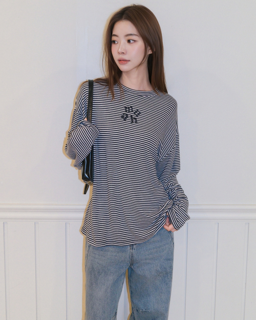 LOOSE FIT STRIPE T-SHIRT [BLACK]