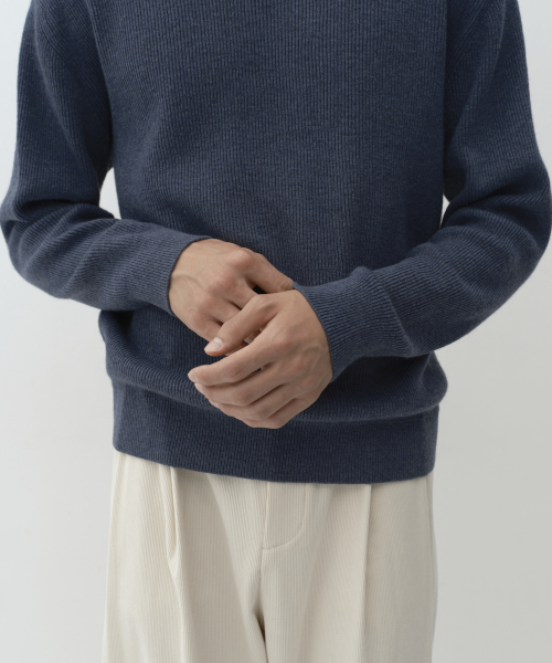 [VICTORIA WOOL] MINIMAL RIBBED CREW NECK KNIT [BLUE GREY]