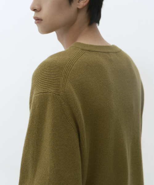 [VICTORIA WOOL] MINIMAL RIBBED CREW NECK KNIT [AMBER]