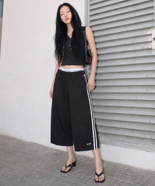 롱 버뮤다 라인 트레이닝 쇼츠[블랙]