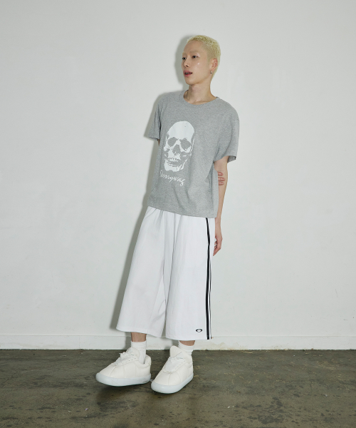 롱 버뮤다 라인 트레이닝 쇼츠[화이트]