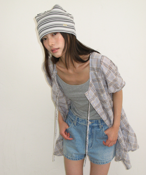 STRIPE KNOT SQUARE BEANIE GREY