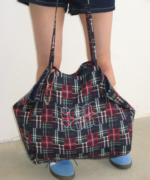 PATTERN LOGO SHOPPER RED CHECK