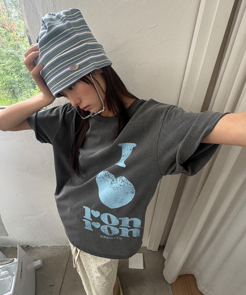 PIGMENT I LUV RON OVER FIT T SHIRT CHARCOAL