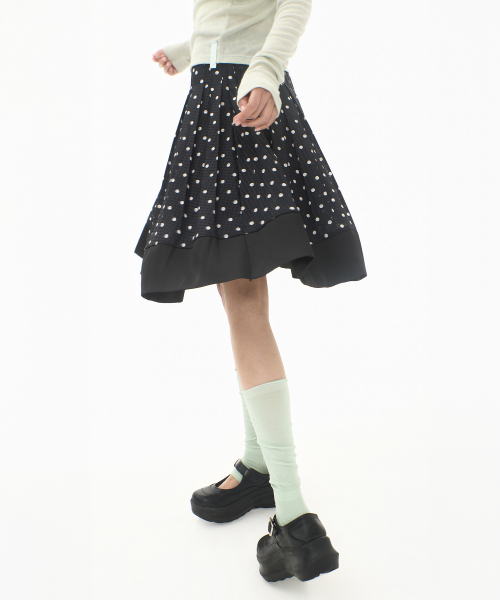 DOT PLEATED SATIN SKIRT BLACK