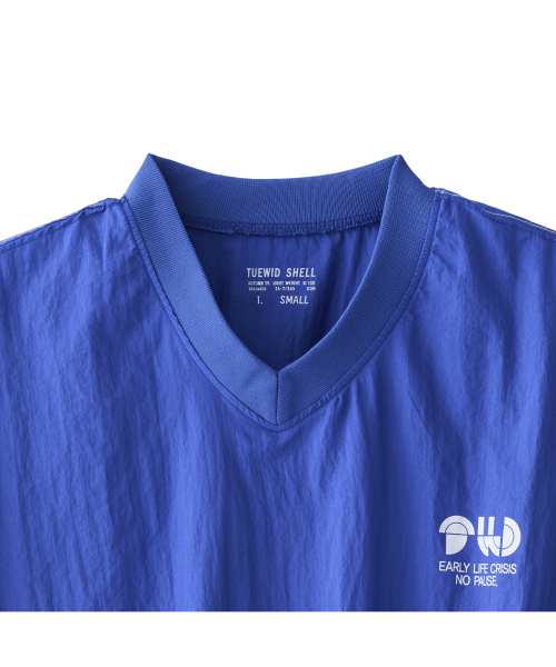 V-neck wind shell pullover in varsity blue