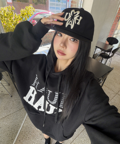 DOT CHECK PATCH LOOSE FIT HOODIE [BLACK]