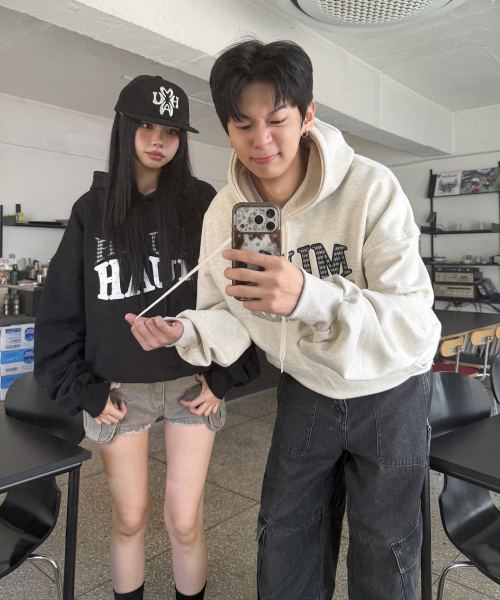 DOT CHECK PATCH LOOSE FIT HOODIE [BLACK]