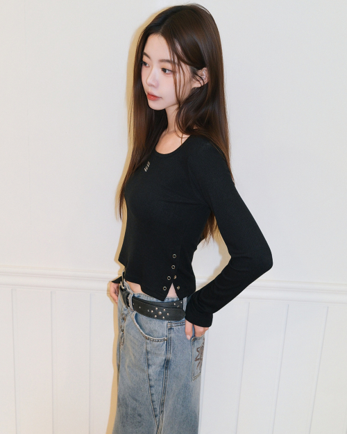 SLIT BUTTON ROUND LONG SLEEVE [BLACK]