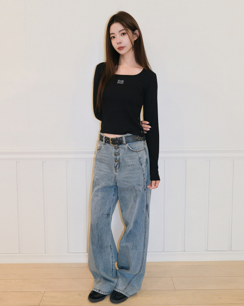SLIT BUTTON ROUND LONG SLEEVE [BLACK]