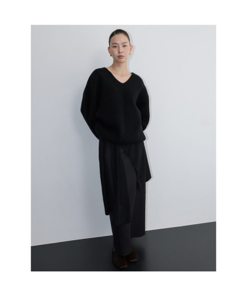 Bulky V Neck Sweater Black (TA5X51A045)