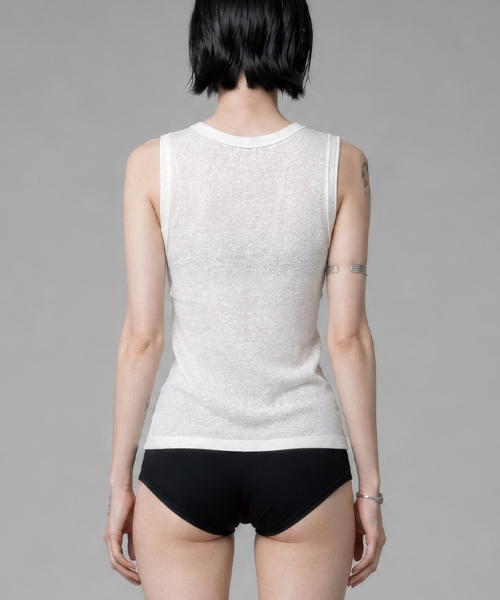 Two-Line Button Short Sleeveless (White)