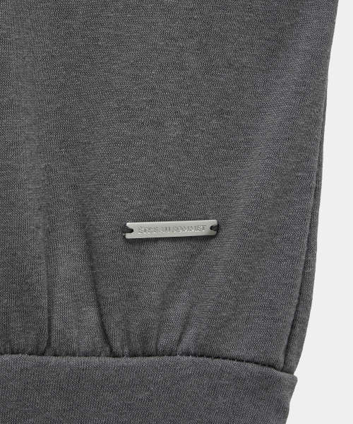 Two-Line Button Short Sleeveless (Charcoal)