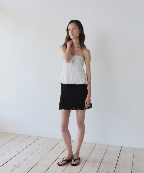 LAYERED RUFFLE KNIT MINI SKIRT, BLACK