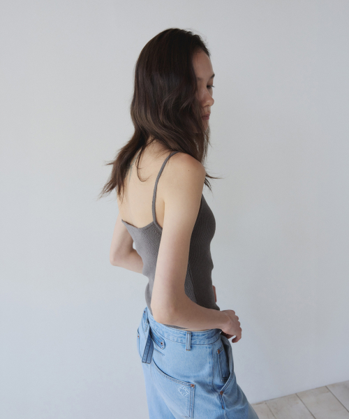LINEN SQUARE NECK KNIT SLEEVELESS, ASH KHAKI