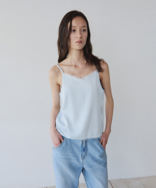 LACE SILKY SLEEVELESS, LIGHT BLUE