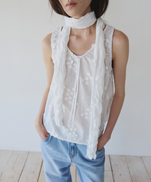 FLORAL EMBROIDERED LACE SLEEVELESS, WHITE