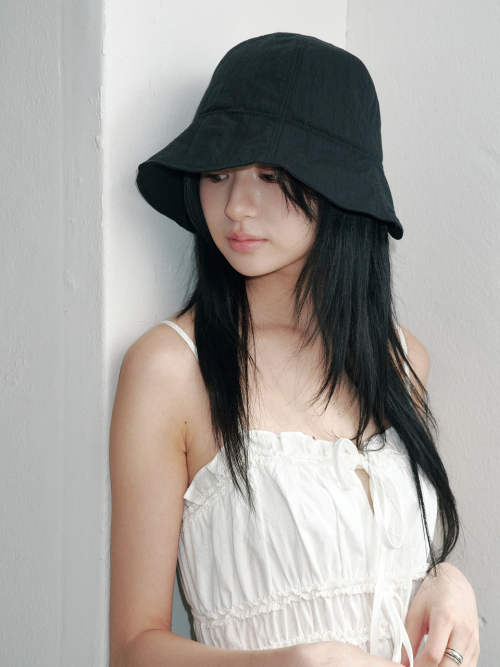 Molly String Bonnet Hat (Black)