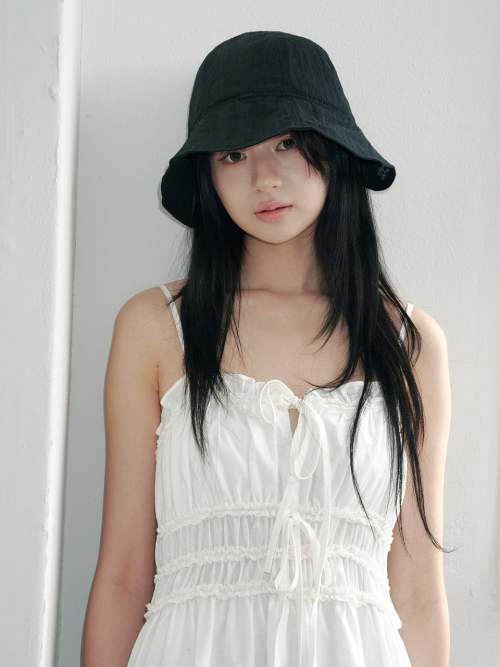 Molly String Bonnet Hat (Black)