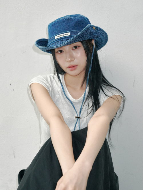 Blue Denim (Belt Denim Safari)