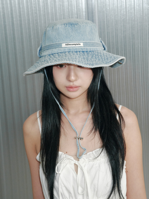 Light Blue Denim (Belt Denim Safari)