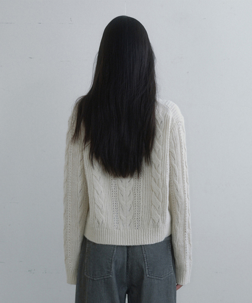 cable pullover (ivory)
