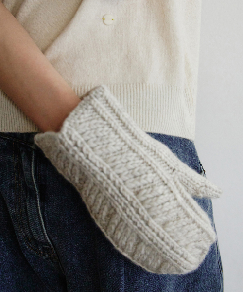 hand leaf gloves (ivory)