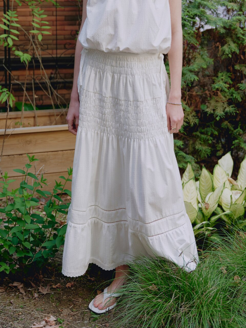 Ethereal Long Flare Skirt MU2635SK317M