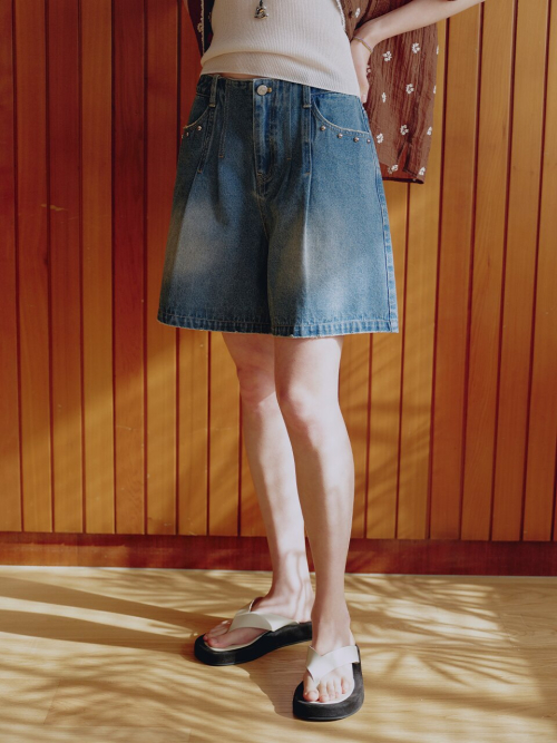 Rivet Embellished Vintage Short Denim Pants MU2635DN304M_INDIGO