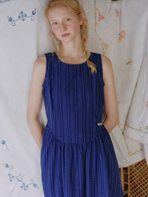 Sleeveless Flare Maxi Dress MU2635OP315M