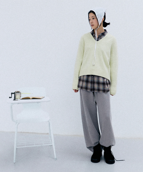 [online exclusive]kati v-neck pullover (butter)