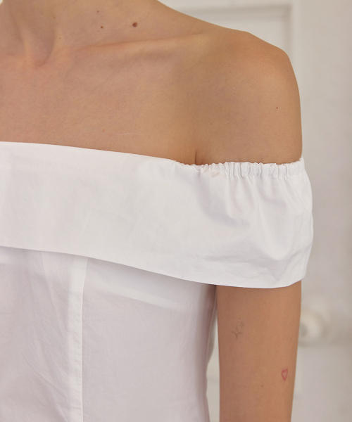 Mellow off-shoulder blouse - Ivory