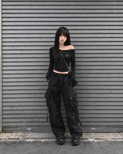 OFFSHOULDER HENLEY LONG SLEEVE [BLACK]
