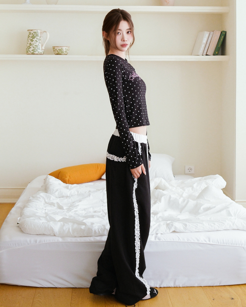 LACE BAND WIDE BANDING PANTS [BLACK]