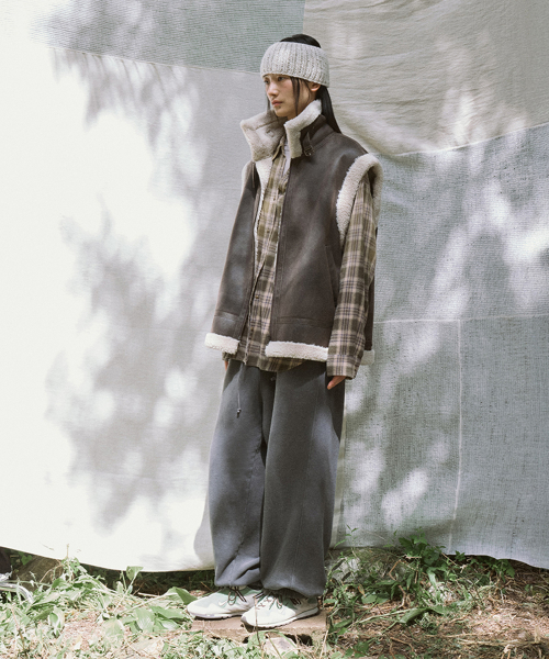 hoo vest (brown)