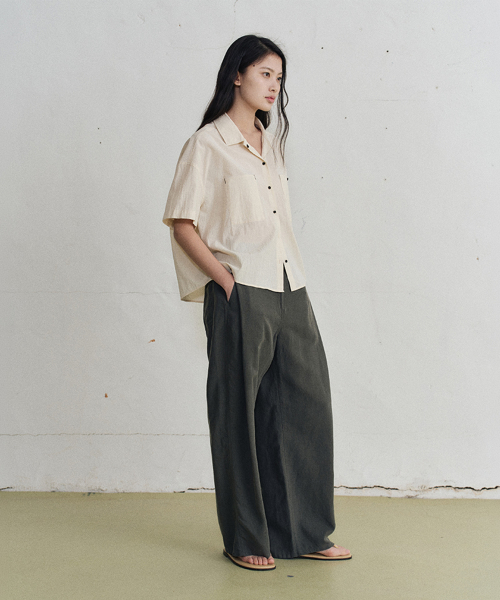 yona button half shirt (2color)