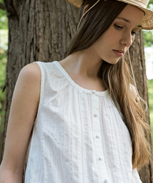 Plin Button Sleeveless Blouse_2color