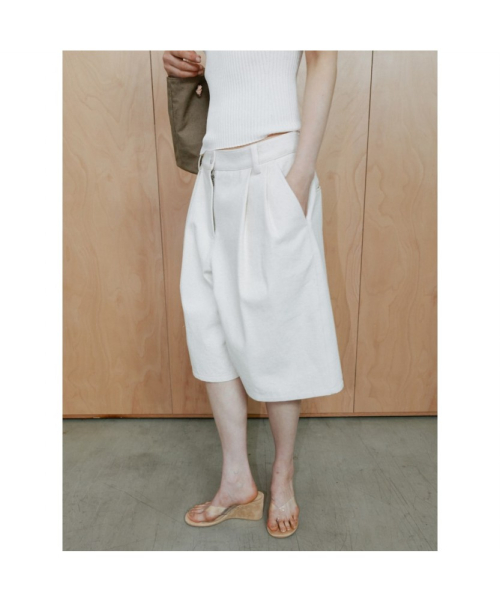 Classic Bermuda Pants Ivory (TA6425A020)