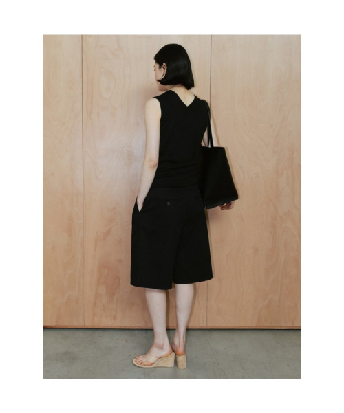 Classic Bermuda Pants Black (TA6425A025)