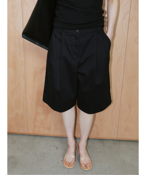 Classic Bermuda Pants Black (TA6425A025)