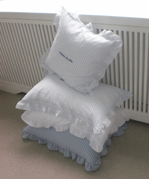 STRIPE CUSHION LIGHT BLUE
