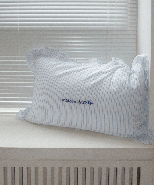 MAISON DE ROLA EMBROIDERY PILLOW COVER LIGHT BLUE
