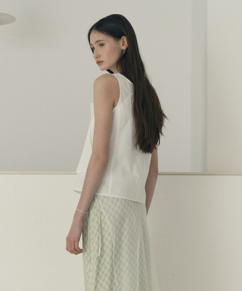 홀터넥슬리브리스블라우스 J1BL322A