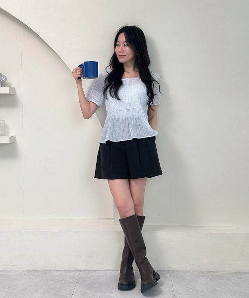 스퀘어넥페플럼블라우스 J1BL324C