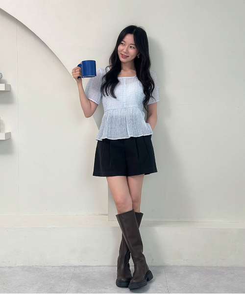스퀘어넥페플럼블라우스 J1BL324C
