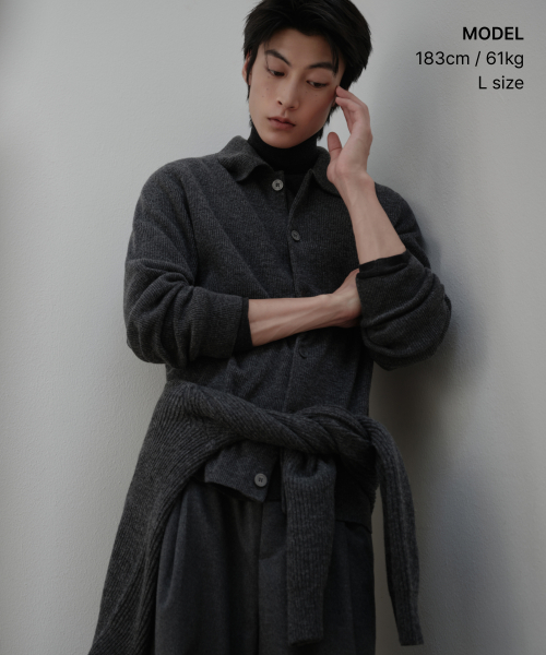 [빅토리아 울] 미니멀 리브드 칼라드 가디건