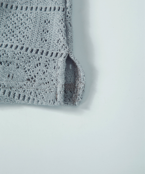 WAVY LACE TOP / LIGHT BLUE