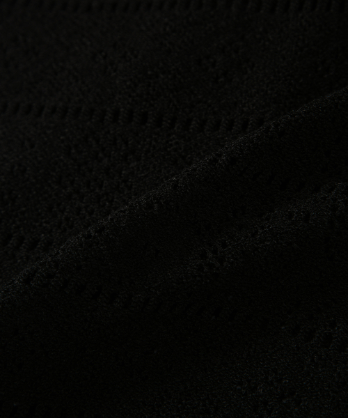 WAVY LACE TOP / BLACK